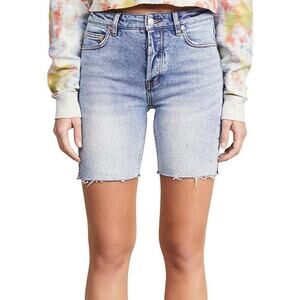 Free People NWT Avery Buttonfly Denim Bermuda Cutoff Light Wash Shorts Size 0/25